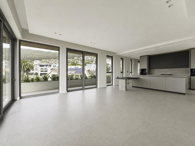 3 Bedroom Property for Sale in Fresnaye Western Cape